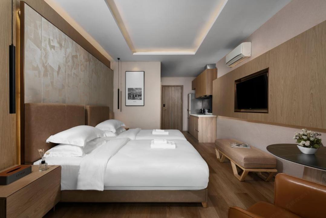 Sf Hotel Penthouse Residences Phnompen Kültér fotó